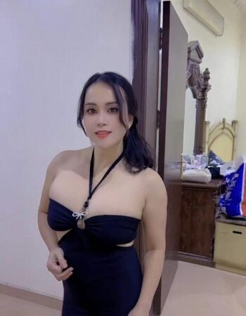 Experience Unforgettable Moments with Yulia Bertrand by Your Side